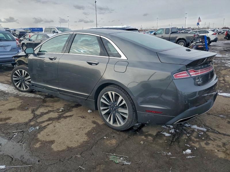 Photo 2 from auction – 2017 LINCOLN MKZ RESERV with VIN 3LN6L5F90HR627356