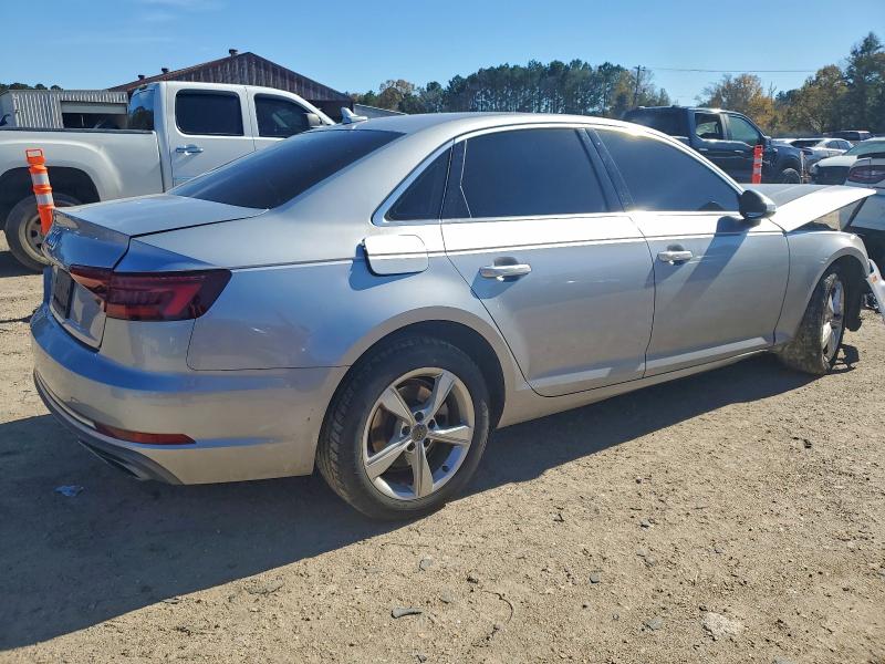 Photo 3 from auction – 2019 AUDI A4 PREMIUM with VIN WAUGMAF48KA013169