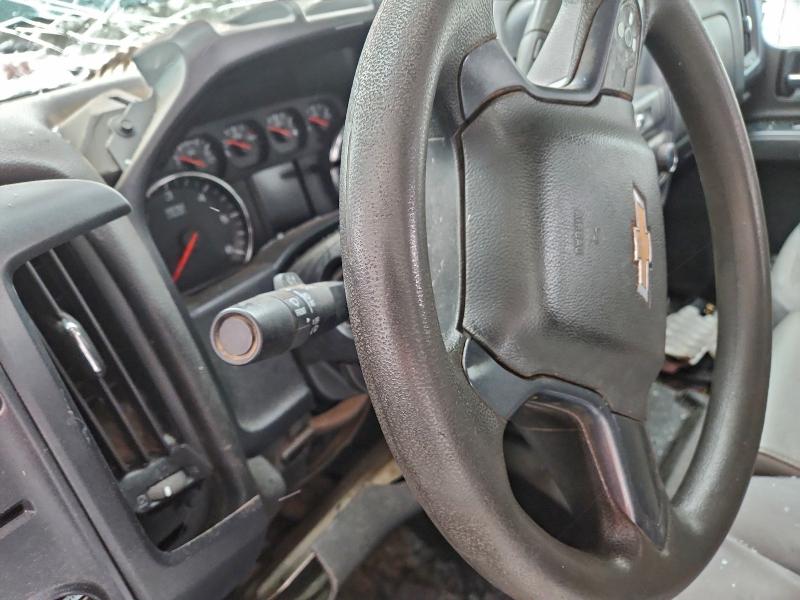 Photo 9 from auction – 2016 CHEVROLET SILVERADO with VIN 1GCVKNEC4GZ242134