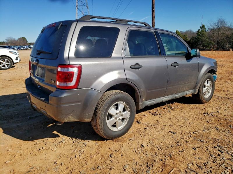 Photo 3 from auction – 2012 FORD ESCAPE XLT with VIN 1FMCU0DG8CKA32742