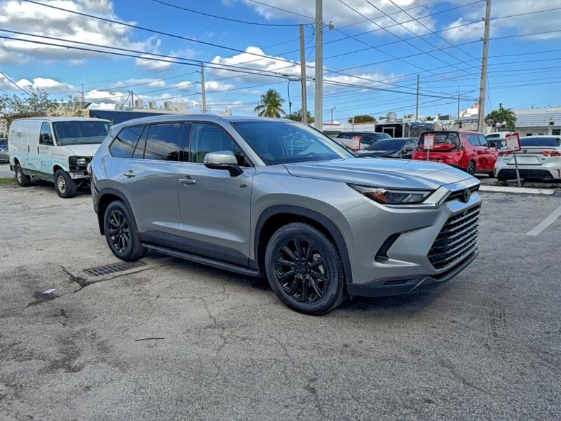 Photo 1 from auction – 2025 TOYOTA GRAND HIGH with VIN 5TDAAAA53SS027081