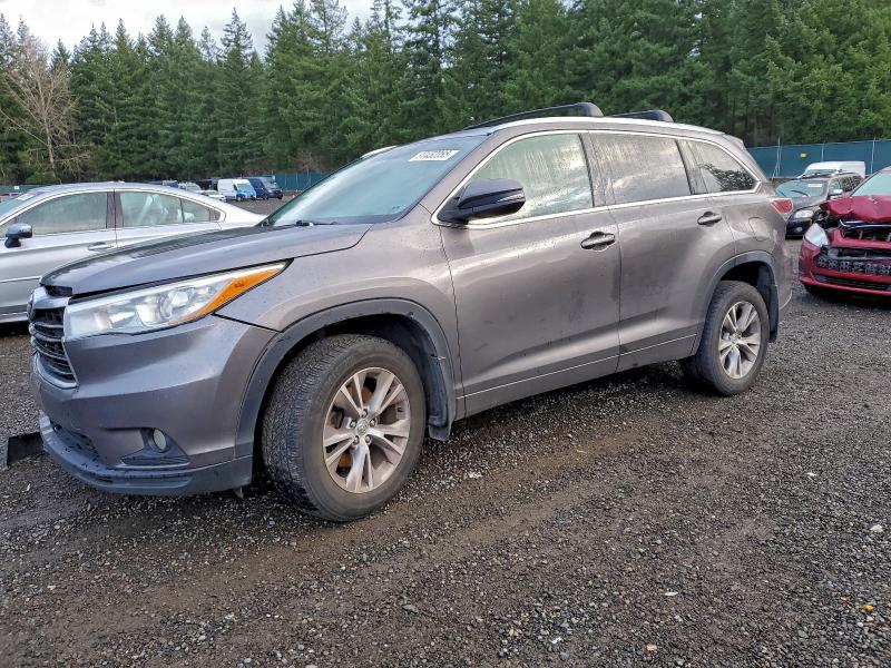 TOYOTA HIGHLANDER 2015 con VIN 5TDJKRFH7FS150886 - Foto de la subasta
