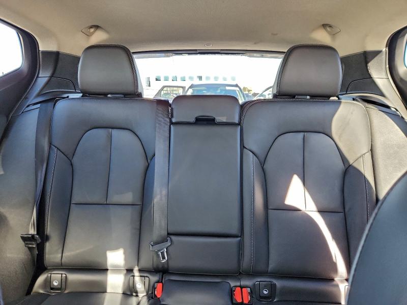 Photo 10 from auction – 2023 VOLVO XC40 PLUS with VIN YV4L12UW6P2108509