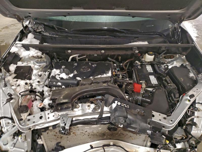 Photo 12 from auction – 2021 TOYOTA RAV4 XLE with VIN 2T3P1RFV5MW231237