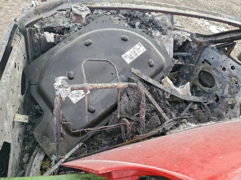 Photo 8 from auction – 2002 FORD THUNDERBIR with VIN 1FAHP60AX2Y122806