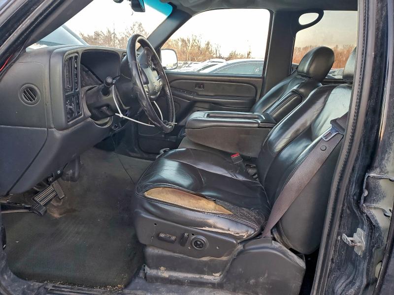 Photo 7 from auction – 2005 CHEVROLET SILVERADO with VIN 2GCEK13T851381068