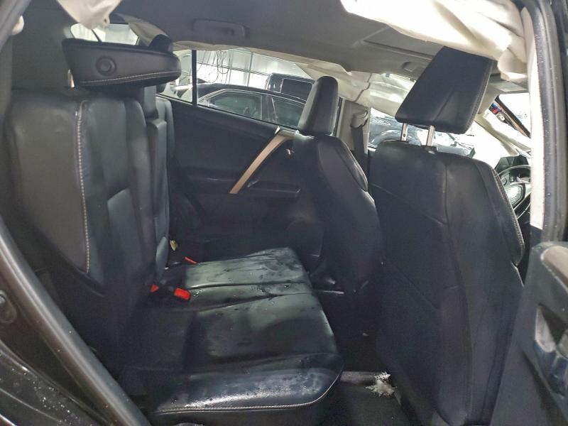 Photo 11 from auction – 2015 TOYOTA RAV4 LIMIT with VIN 2T3DFREVXFW254439