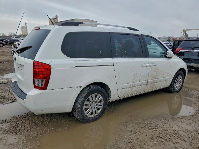 Photo 3 from auction – 2014 KIA SEDONA with VIN KNDMG4C71E6536652