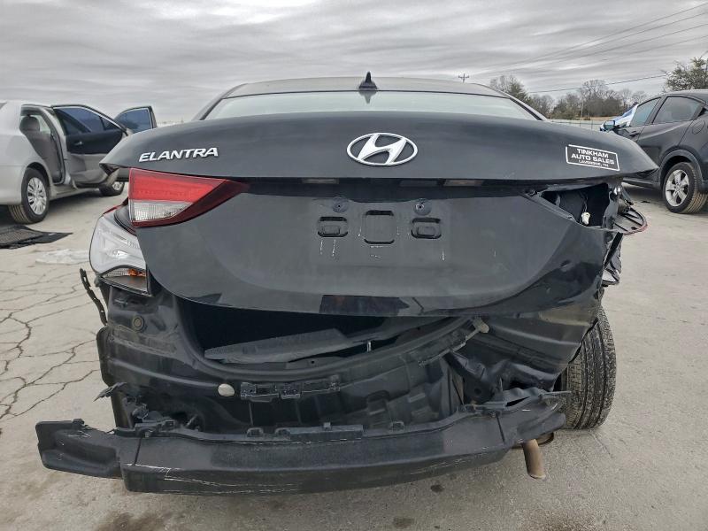 Photo 6 from auction – 2016 HYUNDAI ELANTRA SE with VIN 5NPDH4AE6GH742668