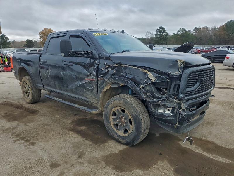 Photo 4 from auction – 2018 RAM 2500 SLT with VIN 3C6UR5DL1JG368202