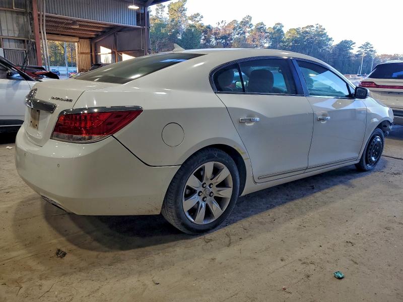 Photo 3 from auction – 2013 BUICK LACROSSE with VIN 1G4GC5E3XDF122451