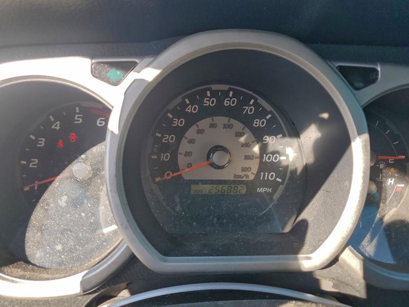Photo 9 from auction – 2005 TOYOTA 4RUNNER SR with VIN JTEZU14R350061629