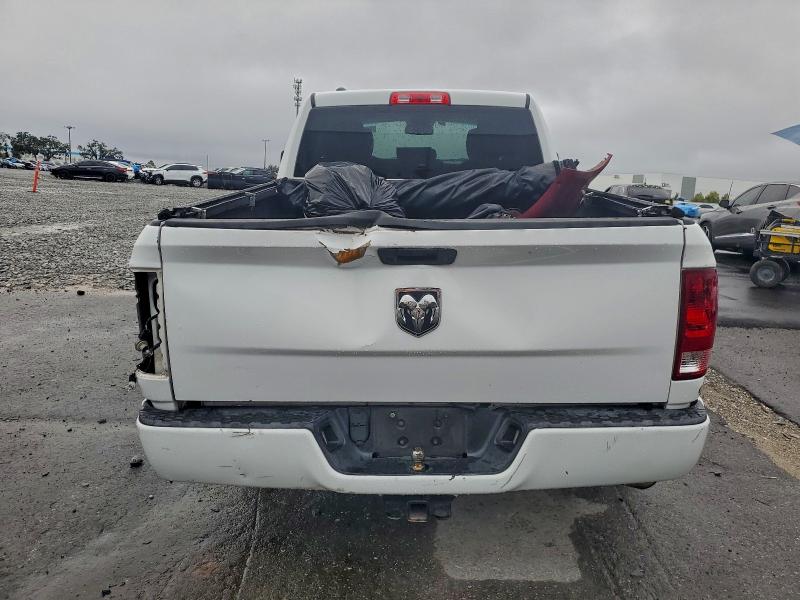 Photo 6 from auction – 2015 RAM 1500 ST with VIN 1C6RR6FG3FS522260