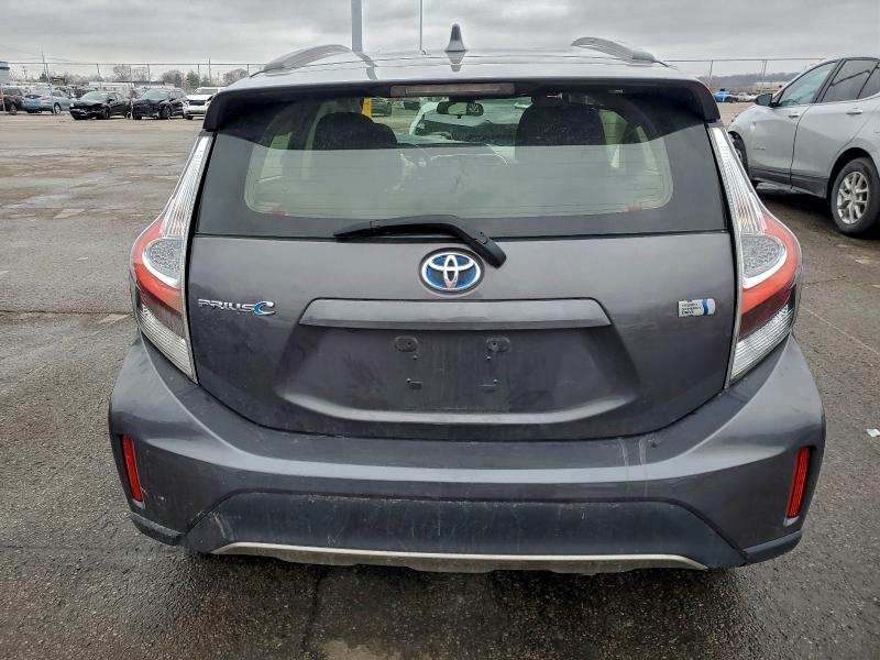 Photo 6 from auction – 2018 TOYOTA PRIUS C with VIN JTDKDTB35J1609831