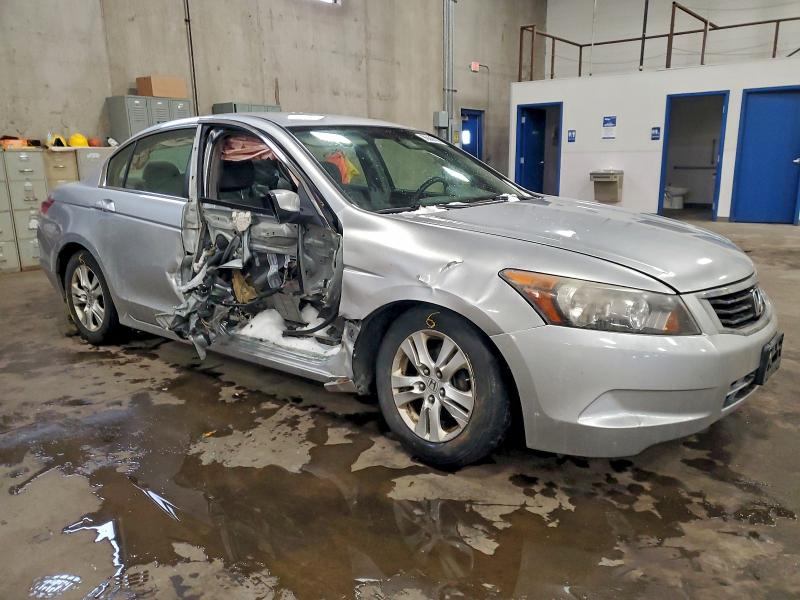 Photo 4 from auction – 2008 HONDA ACCORD LXP with VIN JHMCP26498C030170