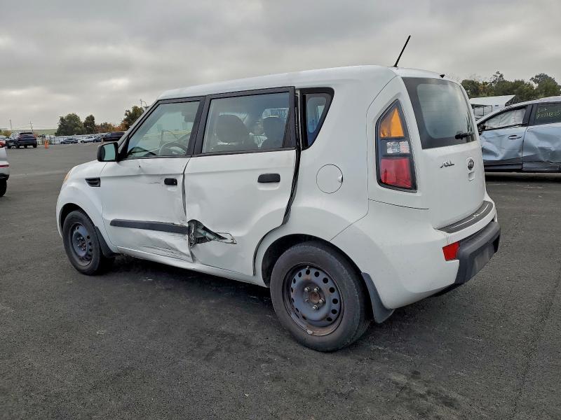 Photo 2 from auction – 2010 KIA SOUL with VIN KNDJT2A19A7110052