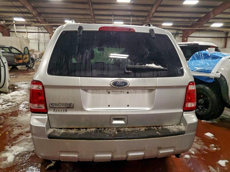 Photo 6 from auction – 2010 FORD ESCAPE XLT with VIN 1FMCU0D79AKD39012