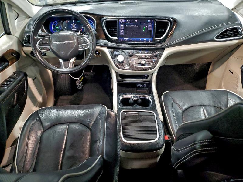 Photo 8 from auction – 2022 CHRYSLER PACIFICA H with VIN 2C4RC1S70NR129951