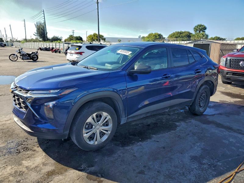 CHEVROLET TRAX LS 2024 with VIN KL77LFE28RC043450 - Photo from auction