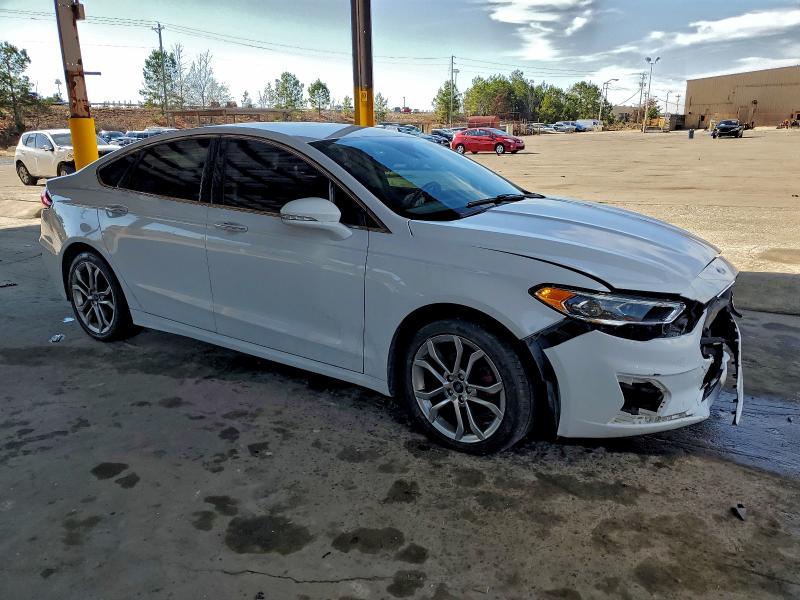 Photo 4 from auction – 2019 FORD FUSION with VIN 3FA6P0CD8KR150015