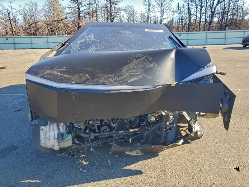 Photo 5 from auction – 2024 TESLA CYBERTRUCK with VIN 7G2CEHED0RA003045