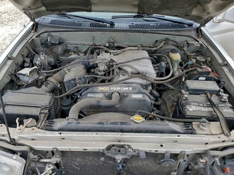 Photo 12 from auction – 2000 TOYOTA 4RUNNER SR with VIN JT3GN86R6Y0174028