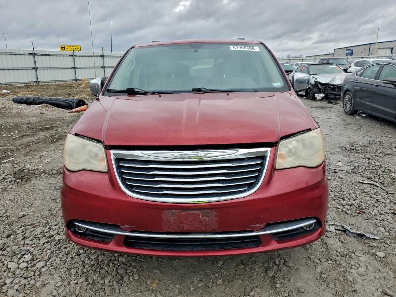 Photo 5 from auction – 2013 CHRYSLER TOWN & COU with VIN 2C4RC1CG8DR531889