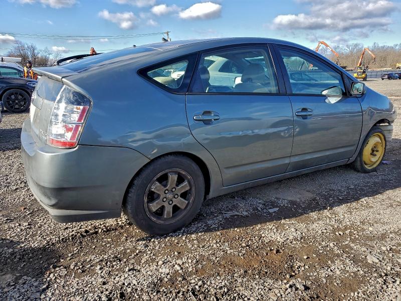 Photo 3 from auction – 2005 TOYOTA PRIUS with VIN JTDKB22UX53051283