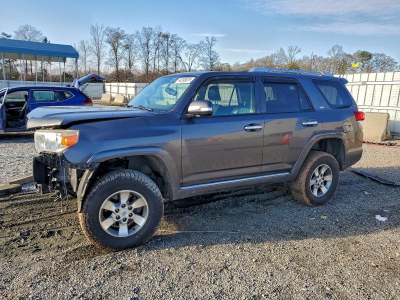 TOYOTA 4RUNNER SR 2011 с VIN JTEBU5JR7B5051424 - Фото с аукциона