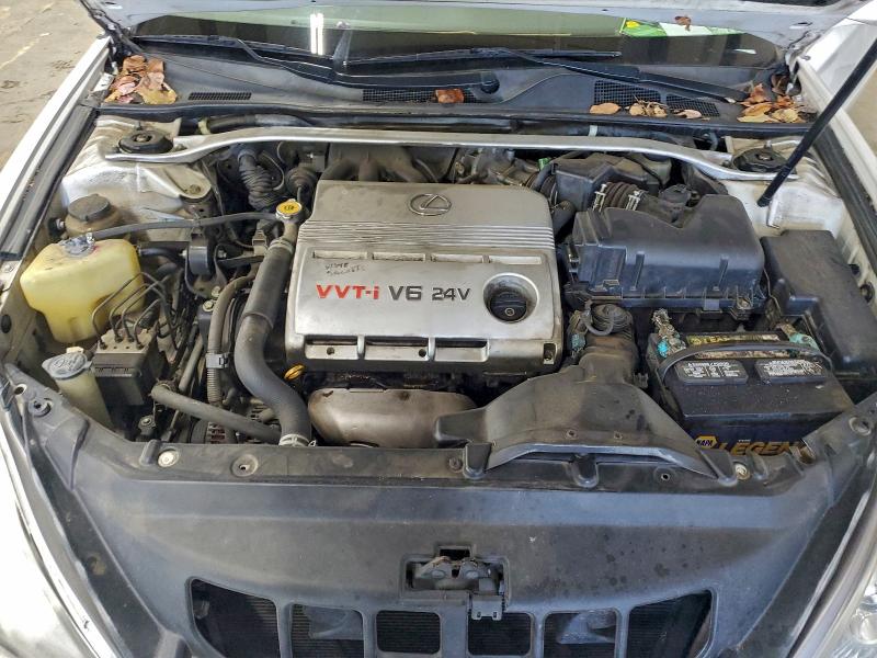 Photo 11 from auction – 2003 LEXUS ES 300 with VIN JTHBF30G630117302