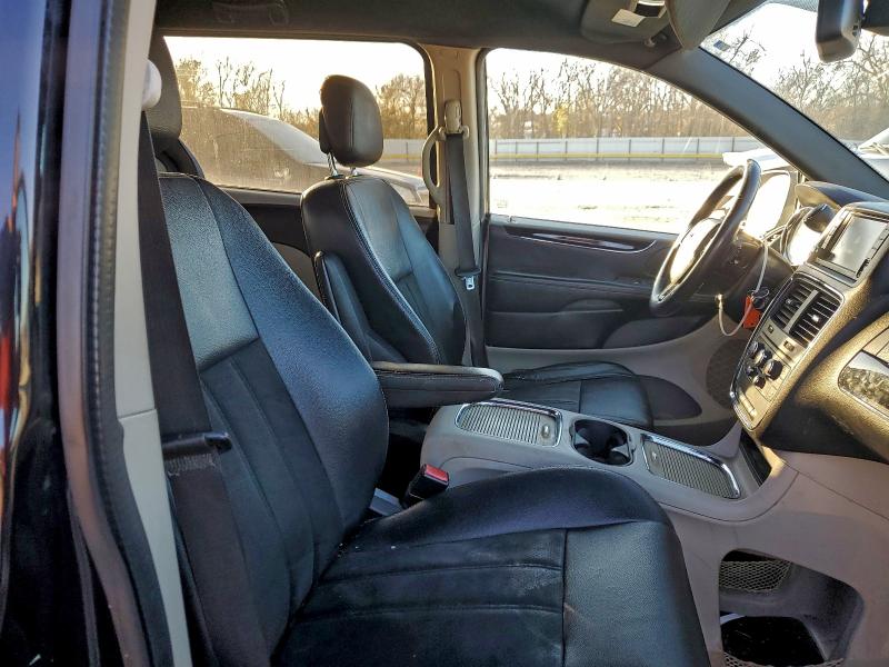 Photo 11 from auction – 2019 DODGE GRAND CARA with VIN 2C4RDGCGXKR620506