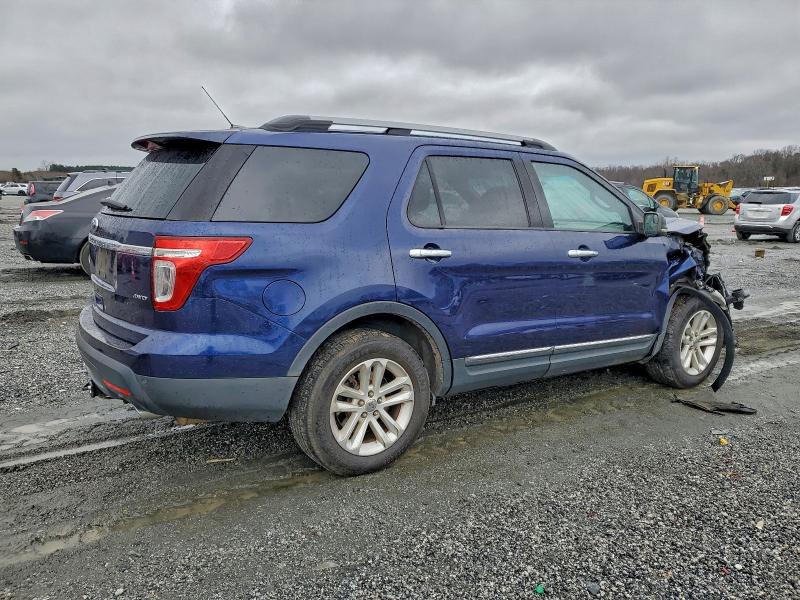 Photo 3 from auction – 2011 FORD EXPLORER X with VIN 1FMHK8D81BGA59205