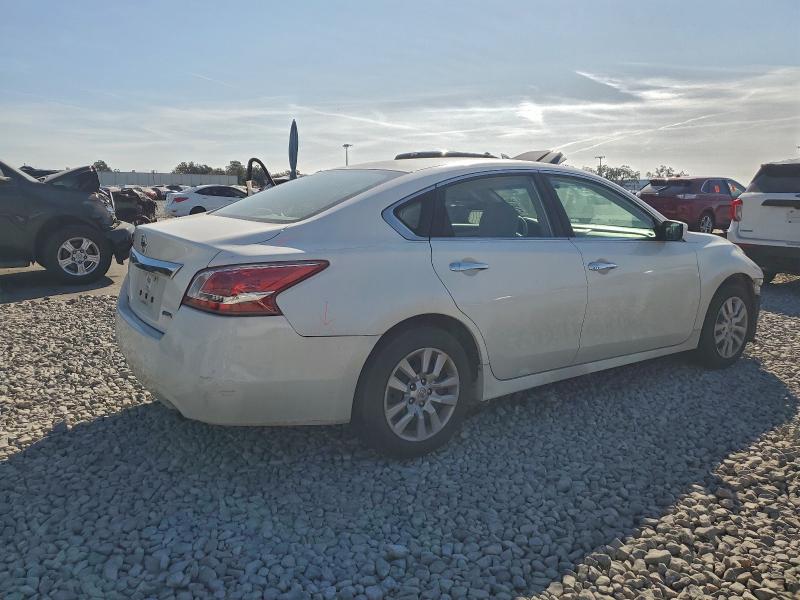 Photo 3 from auction – 2013 NISSAN ALTIMA 2.5 with VIN 1N4AL3AP2DC136925