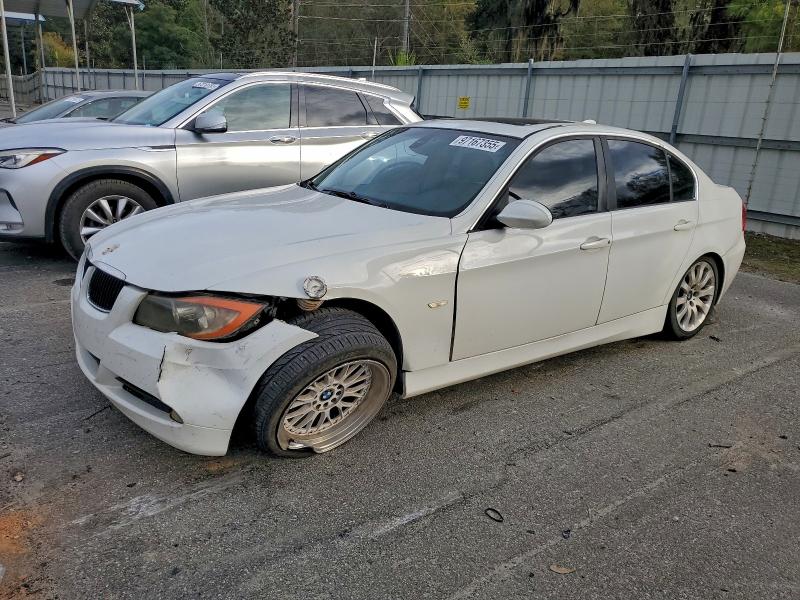 BMW 328 I 2007 with VIN WBAVA33597PG52063 - Photo from auction