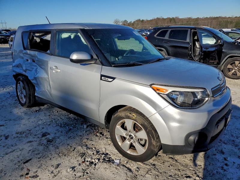 Photo 4 from auction – 2018 KIA SOUL with VIN KNDJN2A2XJ7567827