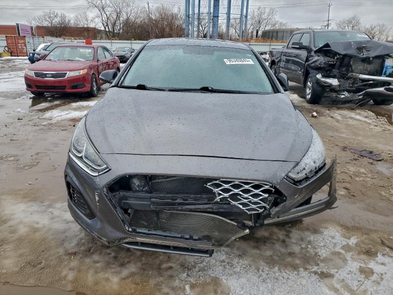 Photo 5 from auction – 2019 HYUNDAI SONATA with VIN 5NPE34AF6KH764674