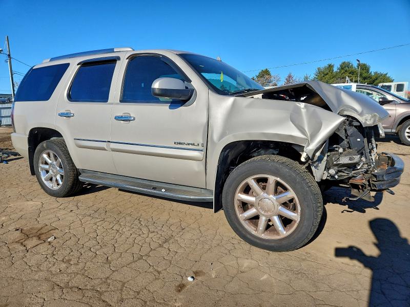 Photo 4 from auction – 2007 GMC YUKON DENA with VIN 1GKFK63827J318624