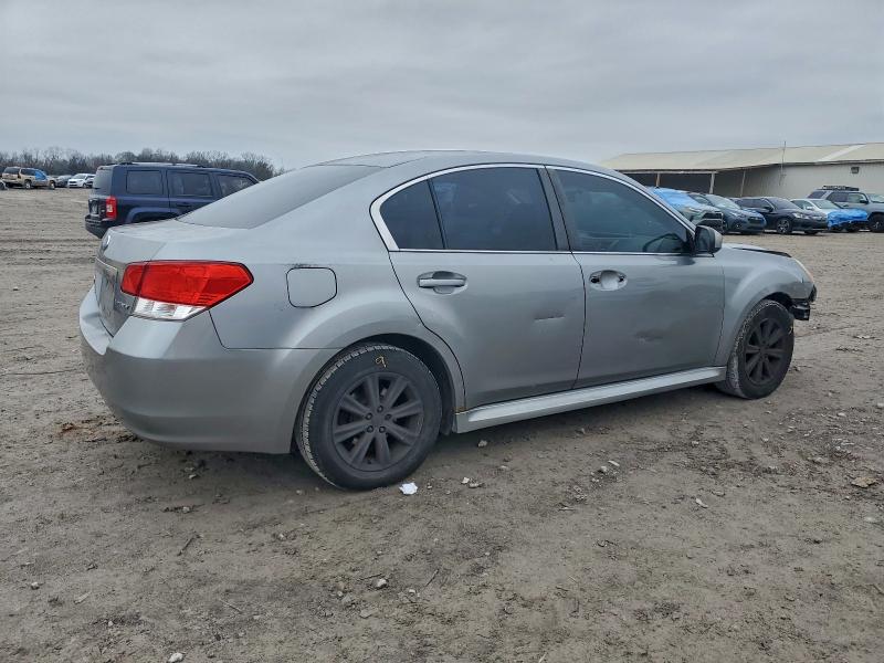 Foto 3 de la subasta – 2010 SUBARU LEGACY 2.5 con VIN 4S3BMCC65A3232303