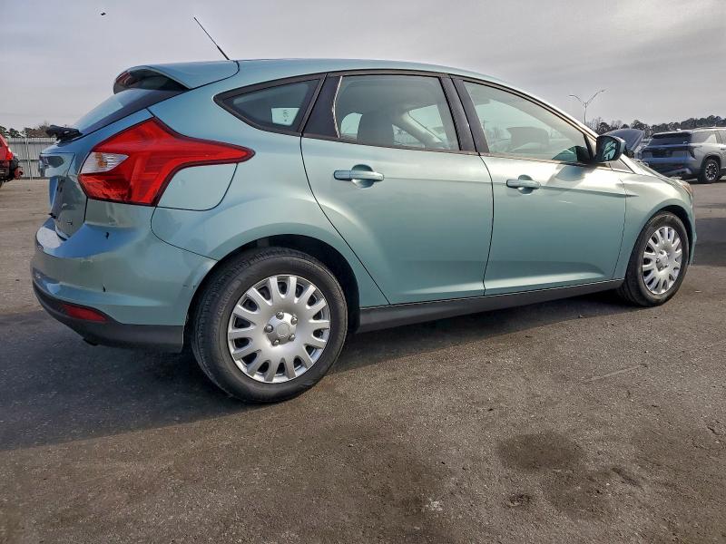 Photo 3 from auction – 2012 FORD FOCUS SE with VIN 1FAHP3K21CL352558