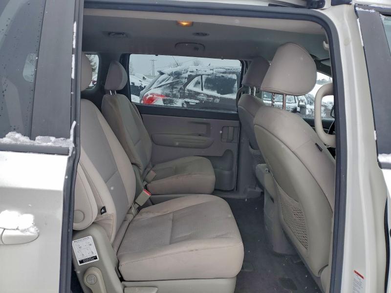 Photo 11 from auction – 2016 KIA SEDONA LX with VIN KNDMB5C19G6195214