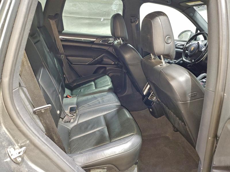 Photo 11 from auction – 2014 PORSCHE CAYENNE with VIN WP1AA2A26ELA94371