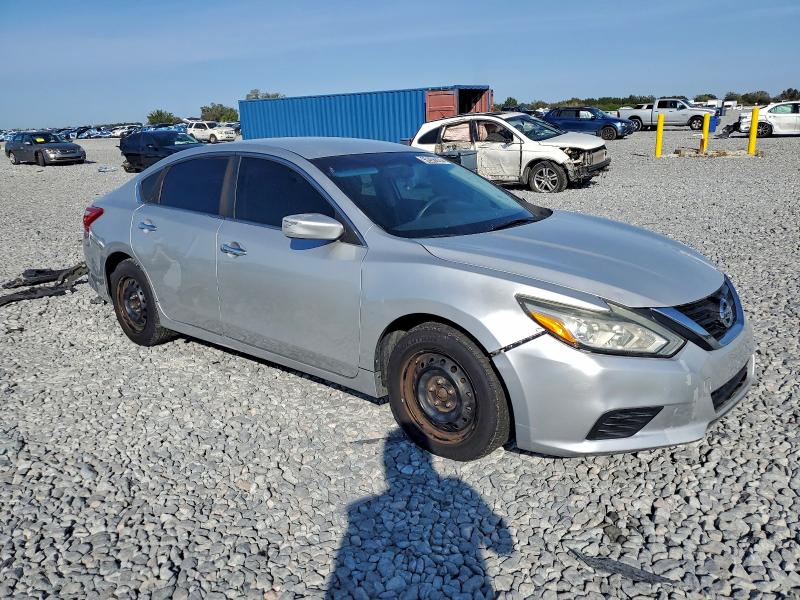 Photo 4 from auction – 2016 NISSAN ALTIMA with VIN 1N4AL3AP4GN306503