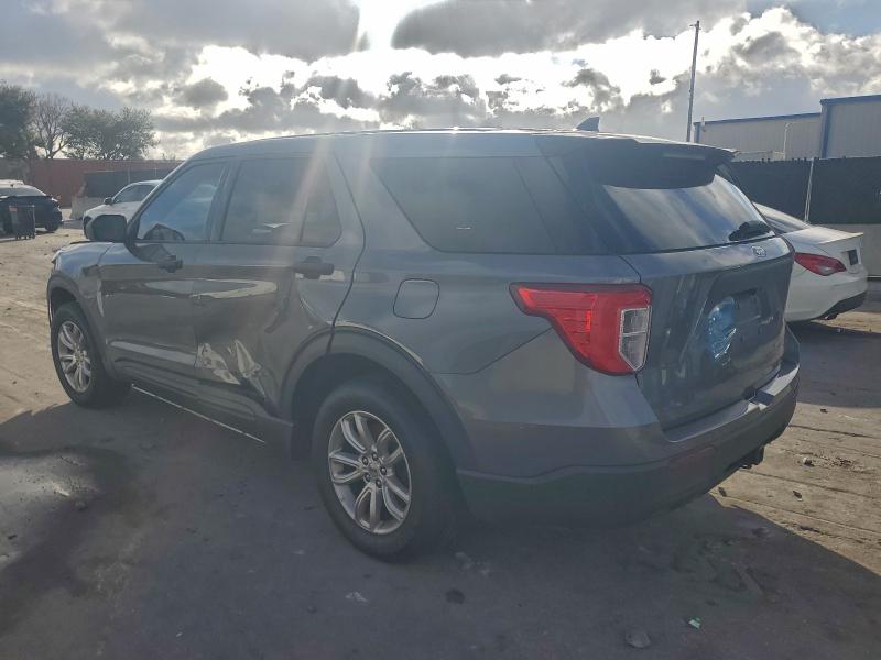 Photo 2 from auction – 2022 FORD EXPLORER P with VIN 1FM5K8AB0NGA10259