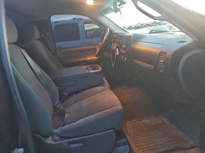 Photo 10 from auction – 2008 CHEVROLET SILVERADO with VIN 1GCEK140X8Z169367