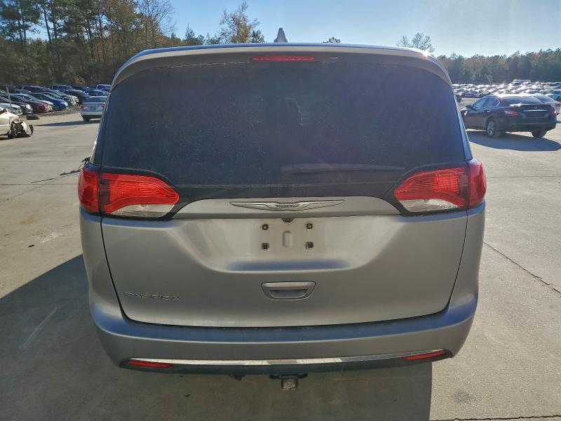 Photo 6 from auction – 2017 CHRYSLER PACIFICA T with VIN 2C4RC1BG1HR841339