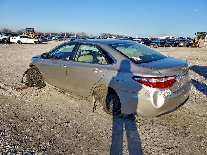 Photo 2 from auction – 2016 TOYOTA CAMRY LE with VIN 4T4BF1FK2GR571449