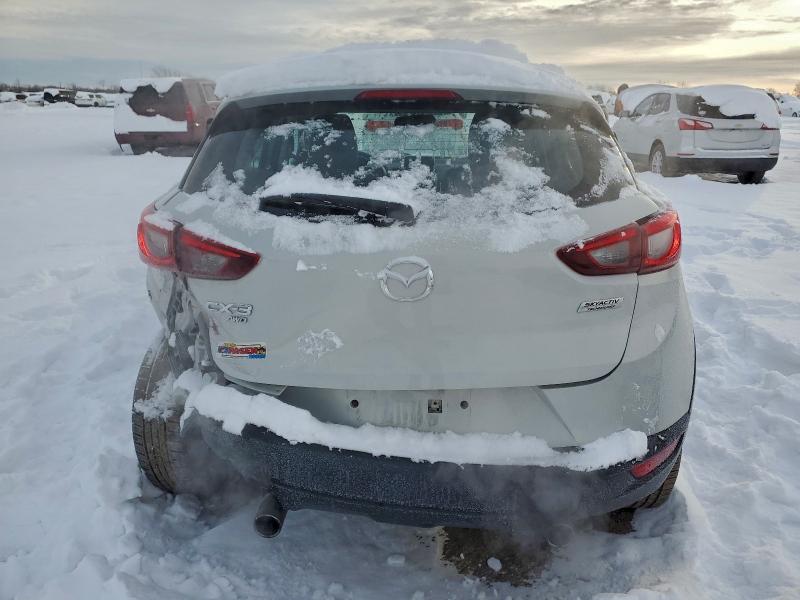 Foto 6 de la subasta – 2016 MAZDA CX-3 TOURI con VIN JM1DKBC79G0125377