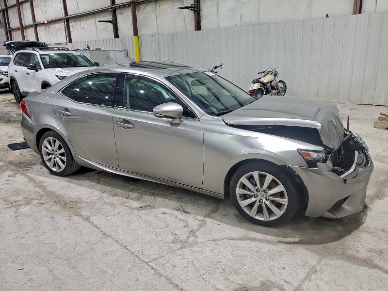Photo 4 from auction – 2014 LEXUS IS 250 with VIN JTHBF1D26E5037992