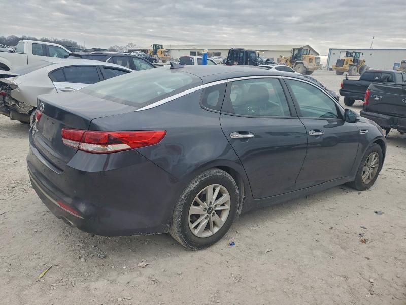 Photo 3 from auction – 2018 KIA OPTIMA LX with VIN KNAGT4L35J5234414