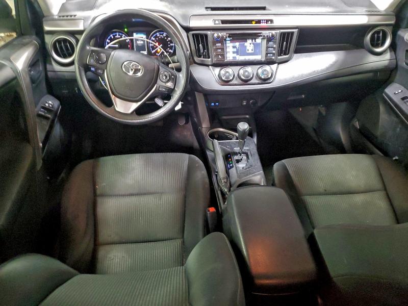 Photo 8 from auction – 2017 TOYOTA RAV4 LE with VIN JTMBFREV0HJ147943